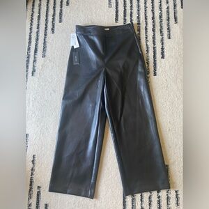 BNWT - Aritzia vegan leather Cynthia pant black sz 6.